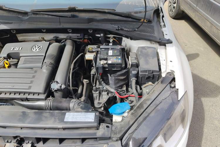 Used Volkswagen Golf 2017 230TSI Automatic Comfort Edition – Celebrating Milestone of One Million Units Engine Bay Left