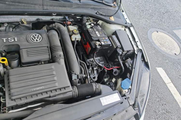 Used Volkswagen Golf 2017 230TSI Automatic Comfort Edition – Celebrating Milestone of One Million Units Engine Bay Left