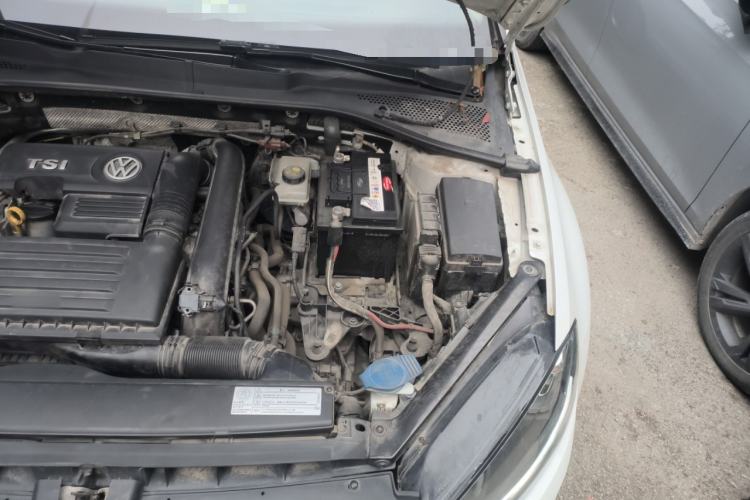 Used Volkswagen Golf 2017 230TSI Automatic Luxury Million-Vehicle Commemorative Edition Engine Bay Left