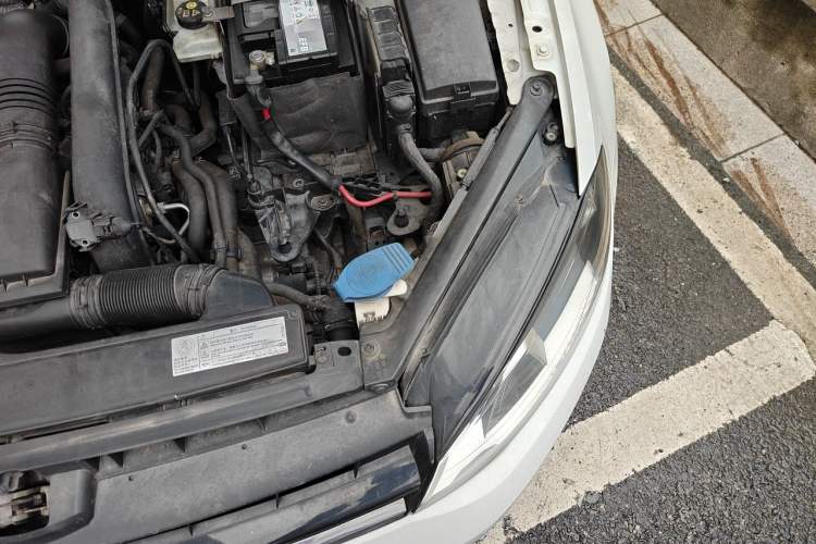 Used Volkswagen Golf 2017 230TSI Automatic Comfort Edition – Celebrating Milestone of One Million Units Engine Bay Left