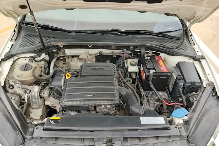Used Volkswagen Golf 2017 1.6L Automatic Comfort Million-Vehicle Anniversary Edition Engine Bay