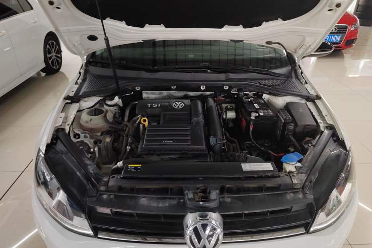 Used Volkswagen Golf 2017 230TSI Manual Comfort Edition – Celebrating Milestone of One Million Units Engine Bay
