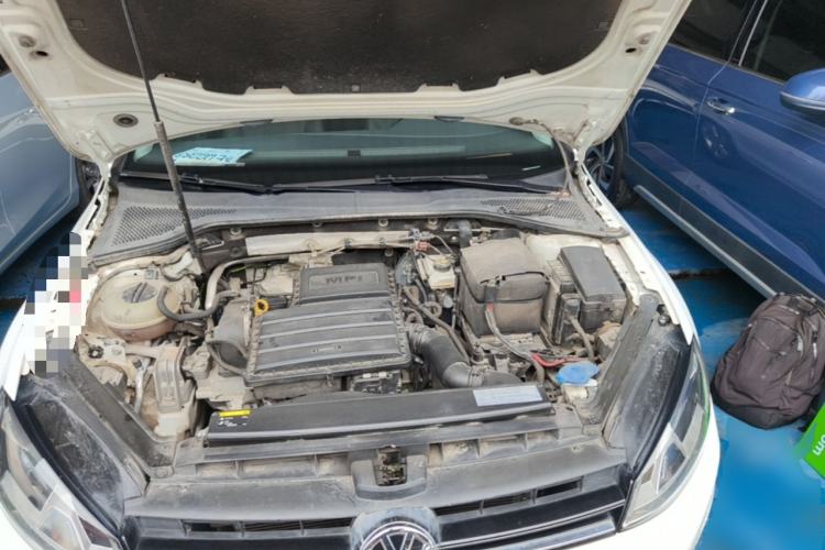 Used Volkswagen Golf 2017 1.6L Automatic Comfort Million-Vehicle Anniversary Edition Engine Bay