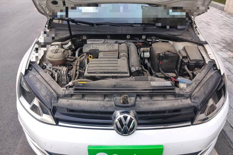 Used Volkswagen Golf 2017 230TSI Automatic Luxury Million-Vehicle Commemorative Edition Engine Bay