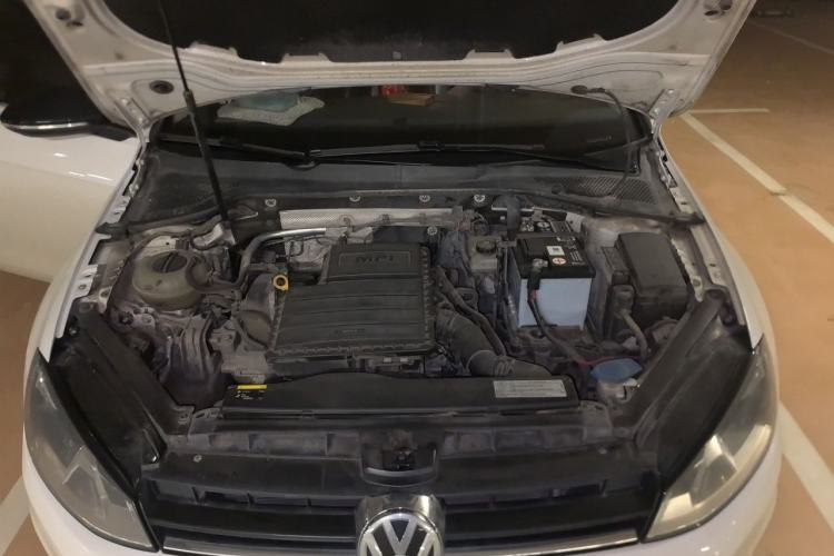 Used Volkswagen Golf 2017 1.6L Automatic Comfort Million-Vehicle Anniversary Edition Engine Bay