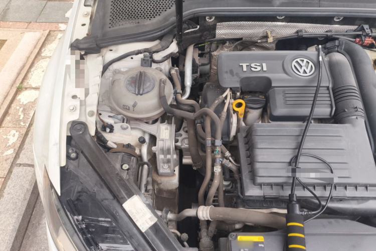 Used Volkswagen Golf 2017 230TSI Automatic Luxury Million-Vehicle Commemorative Edition Engine Bay Right