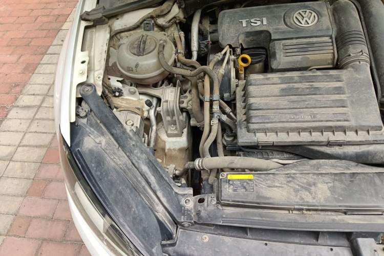 Used Volkswagen Golf 2017 230TSI Automatic Comfort Edition – Celebrating Milestone of One Million Units Engine Bay Right