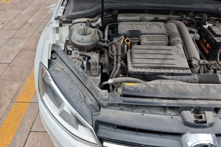 Used Volkswagen Golf 2017 230TSI Automatic Comfort Edition – Celebrating Milestone of One Million Units Engine Bay Right