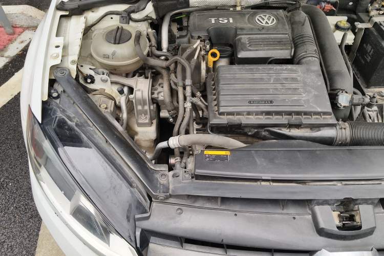 Used Volkswagen Golf 2017 230TSI Automatic Comfort Edition – Celebrating Milestone of One Million Units Engine Bay Right