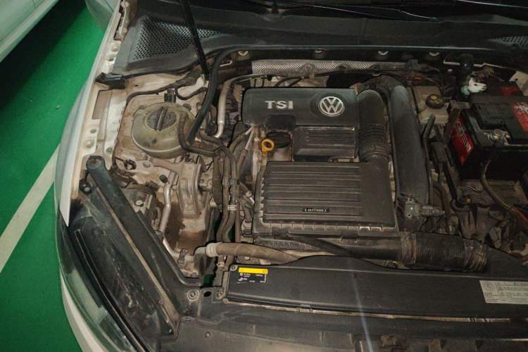 Used Volkswagen Golf 2017 230TSI Automatic Comfort Edition – Celebrating Milestone of One Million Units Engine Bay Right