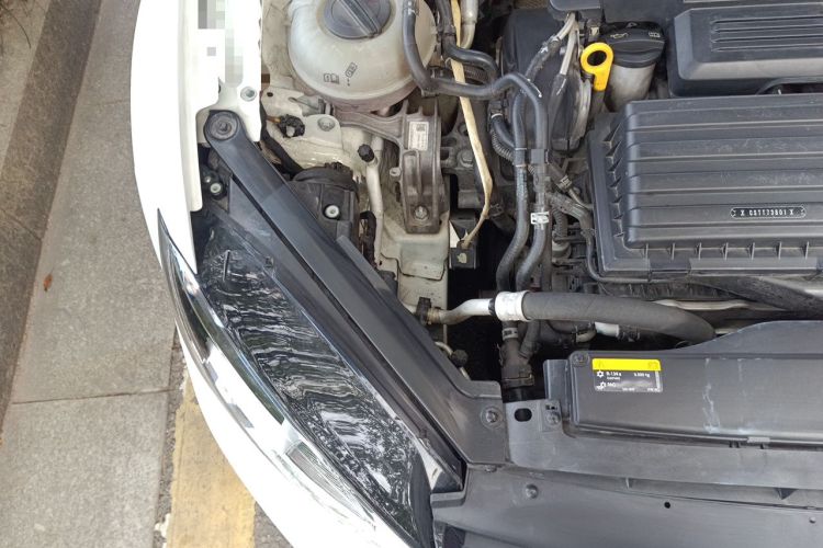 Used Volkswagen Golf 2017 230TSI Automatic Comfort Edition – Celebrating Milestone of One Million Units Engine Bay Right