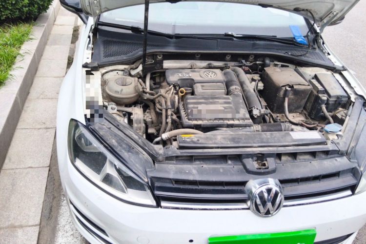 Used Volkswagen Golf 2017 230TSI Automatic Luxury Million-Vehicle Commemorative Edition Engine Bay Right