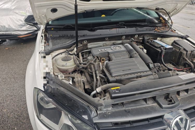 Used Volkswagen Golf 2017 230TSI Automatic Comfort Edition – Celebrating Milestone of One Million Units Engine Bay Right