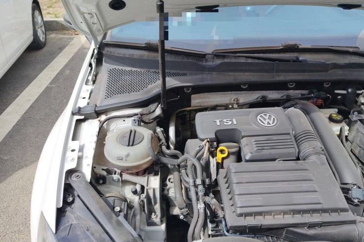 Used Volkswagen Golf 2017 230TSI Automatic Comfort Edition – Celebrating Milestone of One Million Units Engine Bay Right