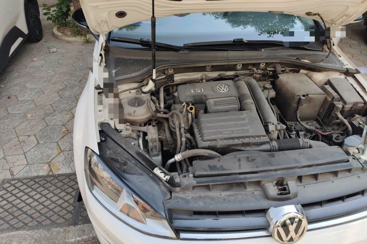 Used Volkswagen Golf 2017 230TSI Automatic Luxury Million-Vehicle Commemorative Edition Engine Bay Right