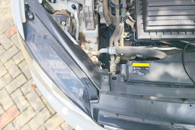 Used Volkswagen Golf 2017 230TSI Automatic Comfort Edition – Celebrating Milestone of One Million Units Engine Bay Right