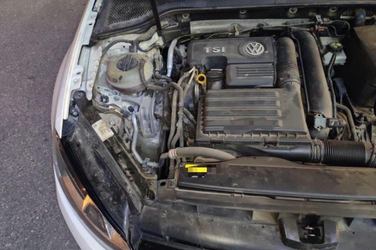Used Volkswagen Golf 2017 230TSI Automatic Luxury Million-Vehicle Commemorative Edition Engine Bay Right