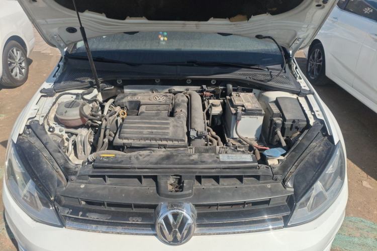 Used Volkswagen Golf 2017 230TSI Manual Comfort Edition – Celebrating Milestone of One Million Units Engine Bay