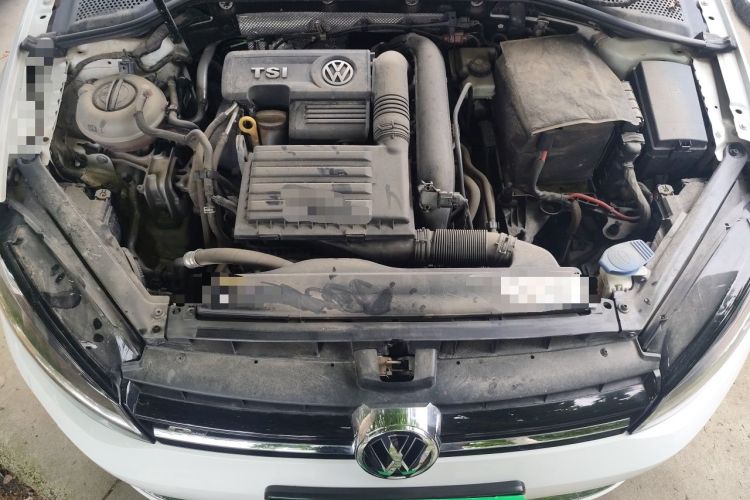 Used Volkswagen Golf 2017 280TSI Automatic R-Line Million-Vehicle Commemorative Edition Engine Bay