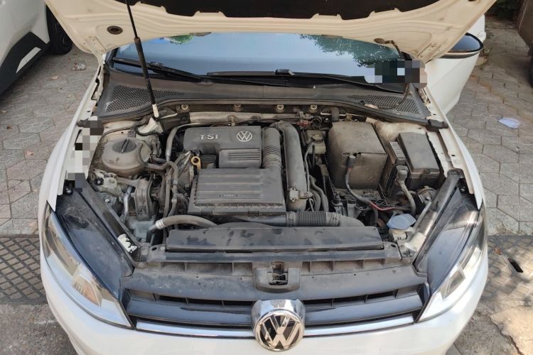 Used Volkswagen Golf 2017 230TSI Automatic Luxury Million-Vehicle Commemorative Edition Engine Bay