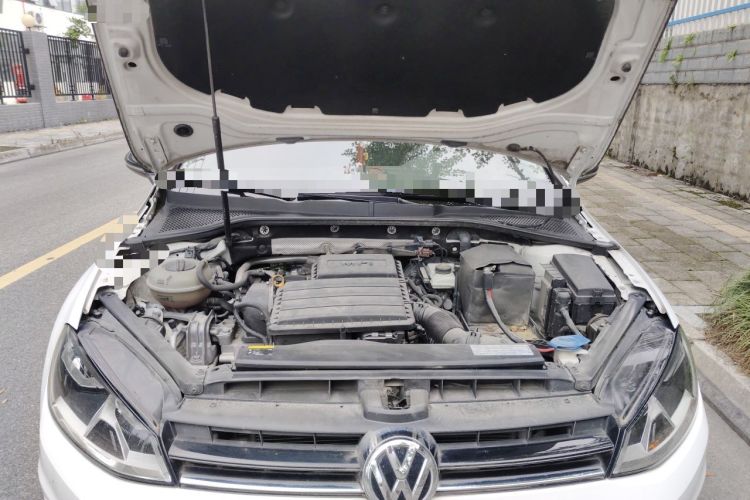 Used Volkswagen Golf 2017 1.6L Automatic Comfort Million-Vehicle Anniversary Edition Engine Bay