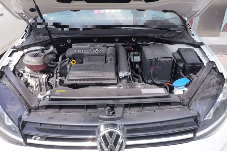 Used Volkswagen Golf 2017 280TSI Automatic R-Line Million-Vehicle Commemorative Edition Engine Bay