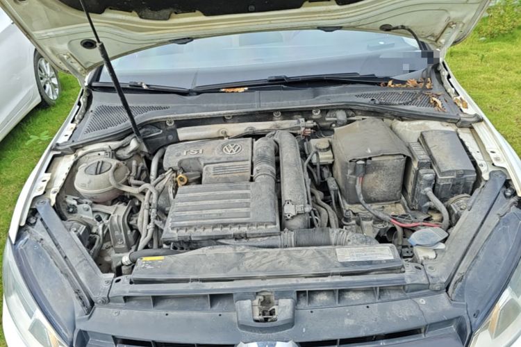 Used Volkswagen Golf 2017 230TSI Automatic Luxury Million-Vehicle Commemorative Edition Engine Bay