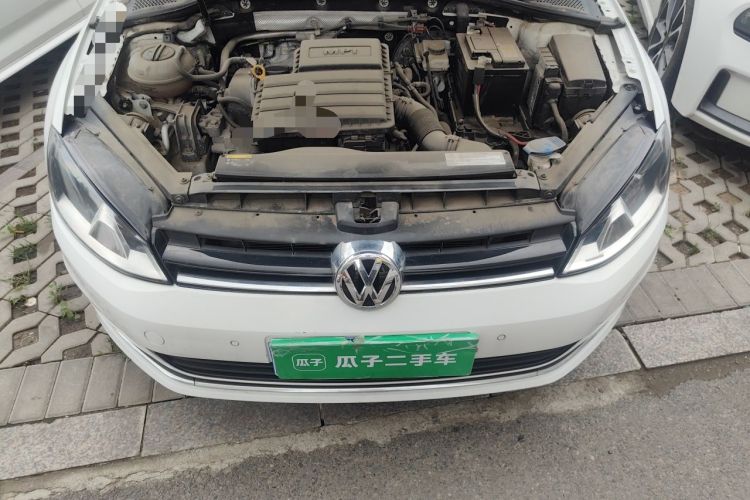 Used Volkswagen Golf 2017 1.6L Automatic Comfort Million-Vehicle Anniversary Edition Engine Bay