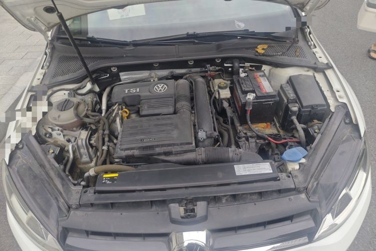 Used Volkswagen Golf 2017 230TSI Automatic Comfort Edition – Celebrating Milestone of One Million Units Engine Bay