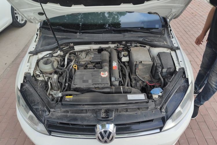 Used Volkswagen Golf 2017 230TSI Automatic Luxury Million-Vehicle Commemorative Edition Engine Bay