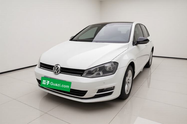 Used Volkswagen Golf 2017 230TSI Automatic Comfort Edition – Celebrating Milestone of One Million Units Guazi used car, China used car export, Used car for sale, Used  cars, Cheapest cars for sale