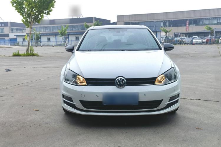 Used Volkswagen Golf 2017 230TSI Automatic Luxury Million-Vehicle Commemorative Edition Exterior 1