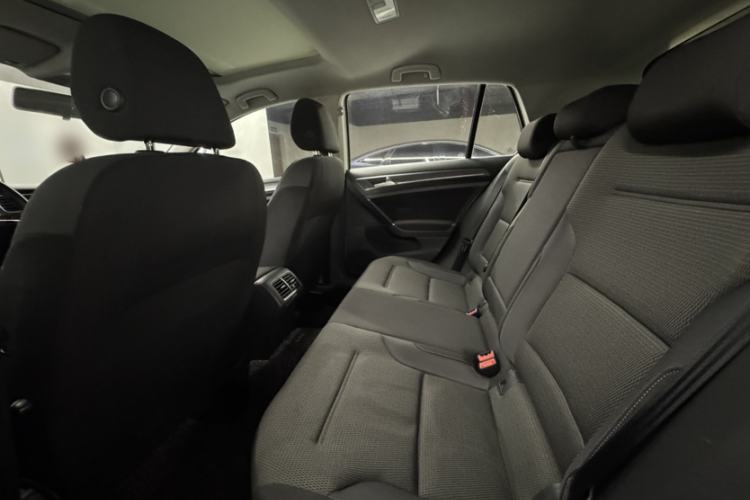 Used Volkswagen Golf 2017 230TSI Automatic Comfort Edition – Celebrating Milestone of One Million Units Exterior 10