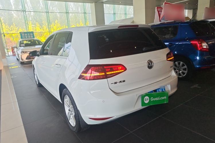 Used Volkswagen Golf 2017 1.6L Automatic Comfort Million-Vehicle Anniversary Edition Exterior 2