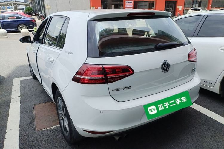 Used Volkswagen Golf 2017 230TSI Automatic Luxury Million-Vehicle Commemorative Edition Exterior 2