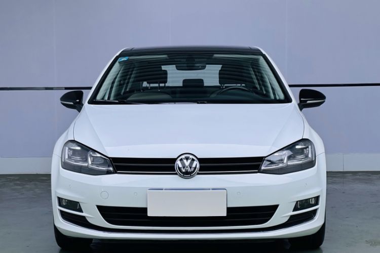 Used Volkswagen Golf 2017 230TSI Automatic Luxury Million-Vehicle Commemorative Edition Exterior 3