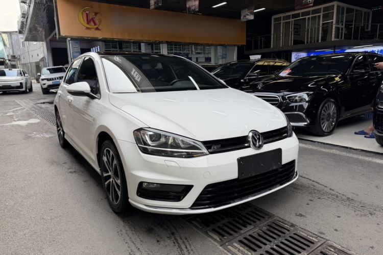 Used Volkswagen Golf 2017 280TSI Automatic R-Line Million-Vehicle Commemorative Edition Exterior 3