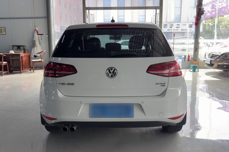 Used Volkswagen Golf 2017 230TSI Automatic Comfort Edition – Celebrating Milestone of One Million Units Exterior 3