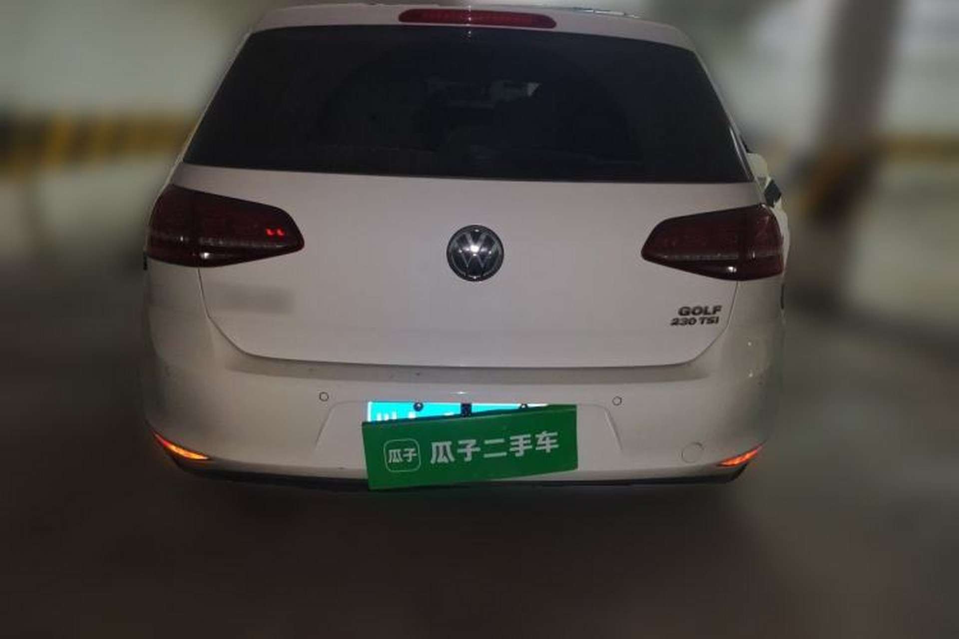 Used Volkswagen Golf 2017 230TSI Automatic Comfort Edition – Celebrating Milestone of One Million Units Exterior 4
