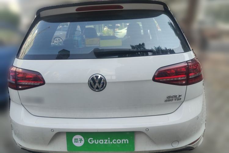 Used Volkswagen Golf 2017 280TSI Automatic R-Line Million-Vehicle Commemorative Edition Exterior 4