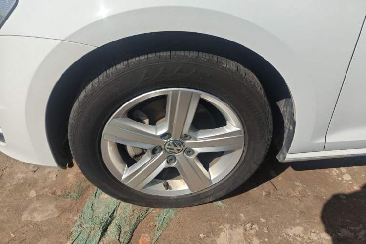 Used Volkswagen Golf 2017 230TSI Manual Comfort Edition – Celebrating Milestone of One Million Units Exterior 4