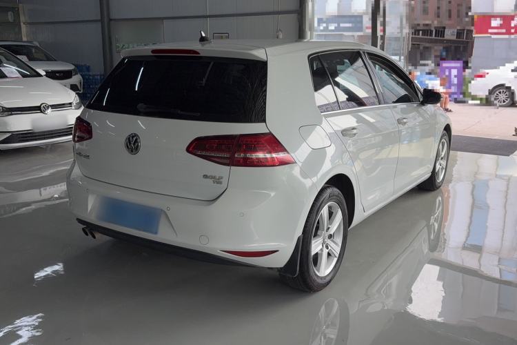 Used Volkswagen Golf 2017 230TSI Automatic Comfort Edition – Celebrating Milestone of One Million Units Exterior 4