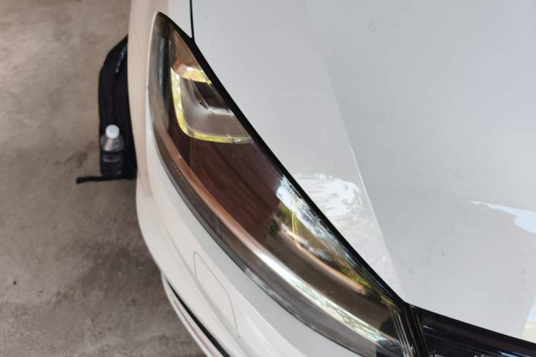 Used Volkswagen Golf 2017 280TSI Automatic R-Line Million-Vehicle Commemorative Edition Exterior 6