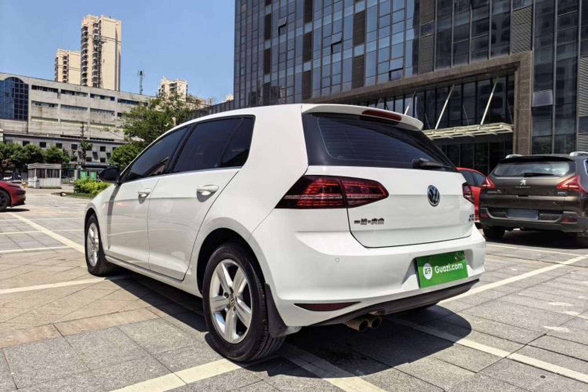 Used Volkswagen Golf 2017 230TSI Automatic Comfort Edition – Celebrating Milestone of One Million Units Exterior 7