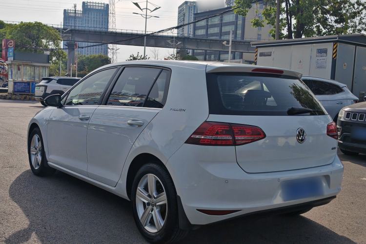 Used Volkswagen Golf 2017 1.6L Automatic Comfort Million-Vehicle Anniversary Edition Exterior 7