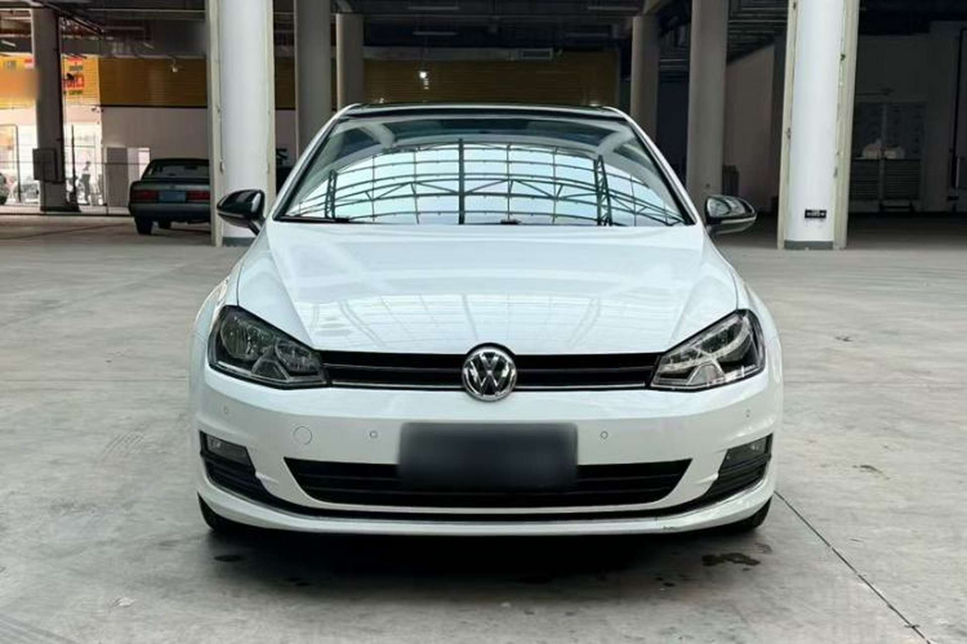 Used Volkswagen Golf 2017 230TSI Automatic Comfort Edition – Celebrating Milestone of One Million Units Exterior 8