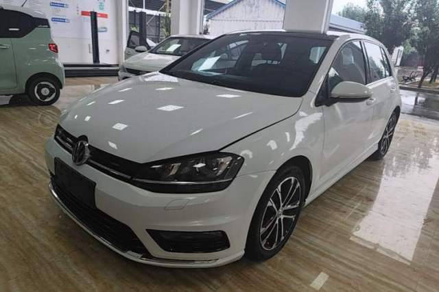 Volkswagen Golf 2017 280TSI Automatic R-Line Million-Vehicle Commemorative Edition с пробегом