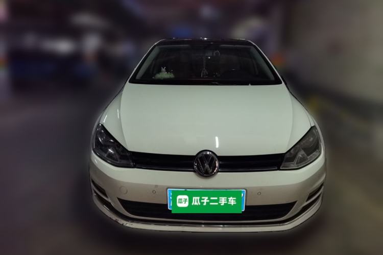 Used Volkswagen Golf 2017 230TSI Automatic Comfort Edition – Celebrating Milestone of One Million Units Front