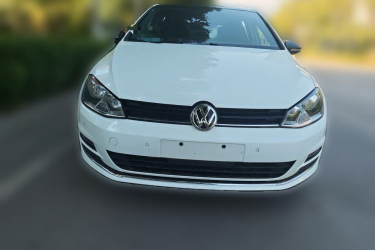 Used Volkswagen Golf 2017 1.6L Automatic Comfort Million-Vehicle Anniversary Edition Front