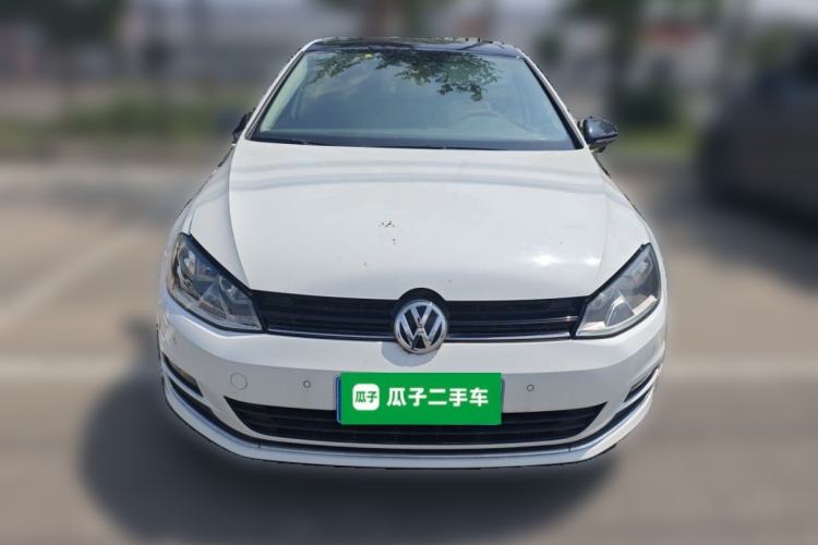 Used Volkswagen Golf 2017 230TSI Automatic Comfort Edition – Celebrating Milestone of One Million Units Front